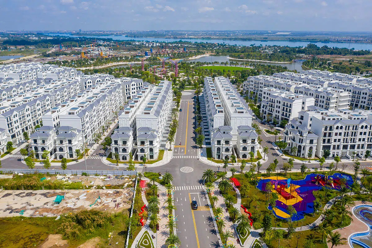 GIỎ HÀNG CHUYỂN NHƯỢNG NHÀ PHỐ - BIỆT THỰ - SHOPHOUSE VINHOMES GRAND PARK GIÁ TỐT HÔM NAY